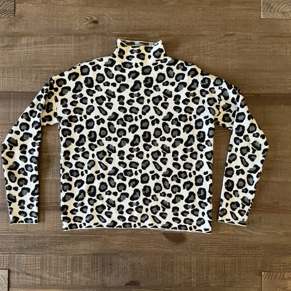 Tahari Monochrome Leopard Print Mock Turtleneck Sweater